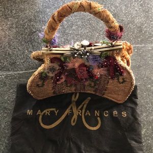 Women’s Mary Frances Purse